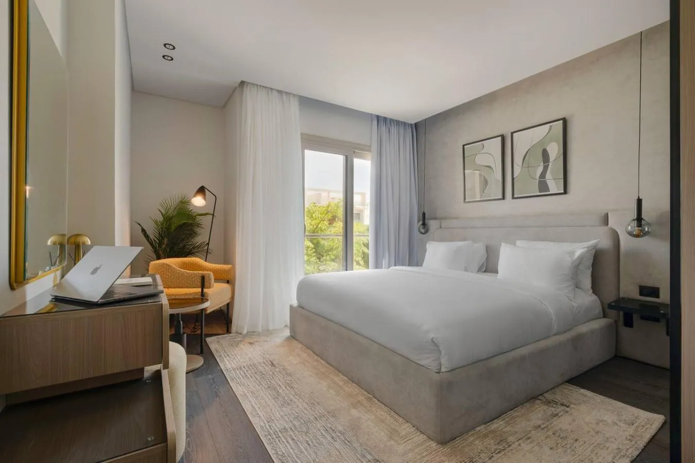 Silver Lake Skyhouse